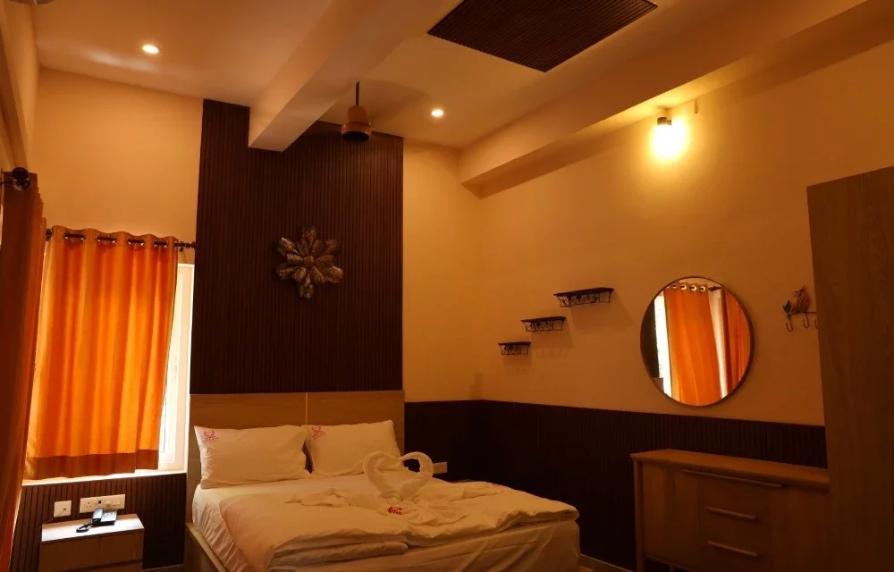 Thilaga White House
